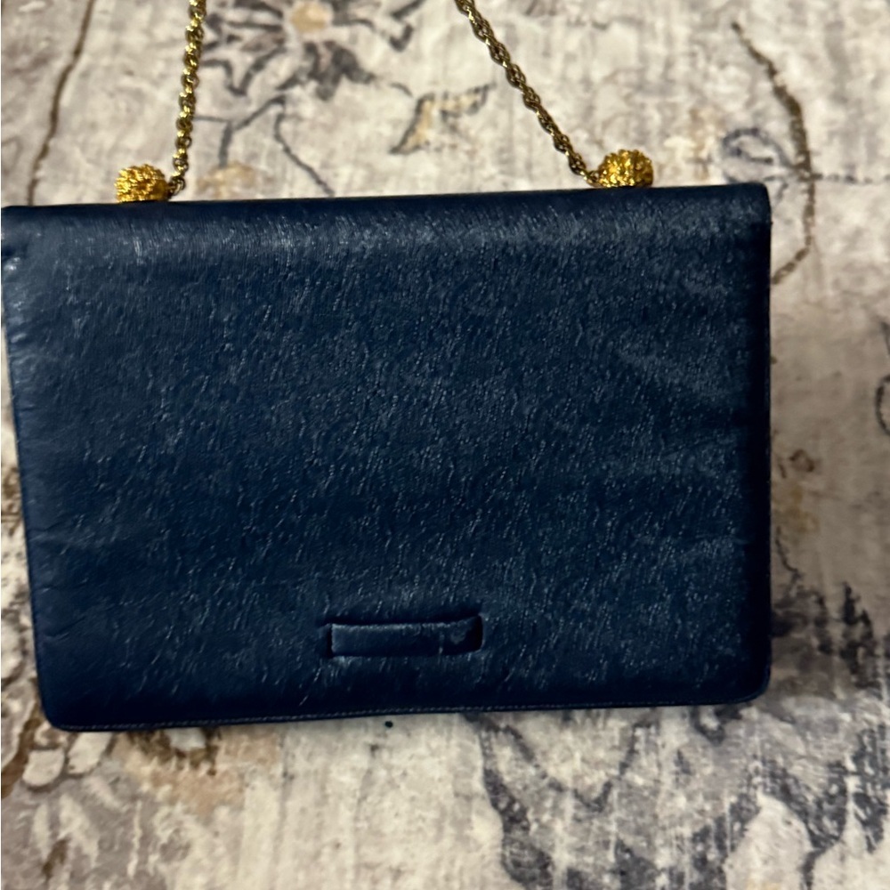 Prestige VTG Elegant Black Leather Chain Bag